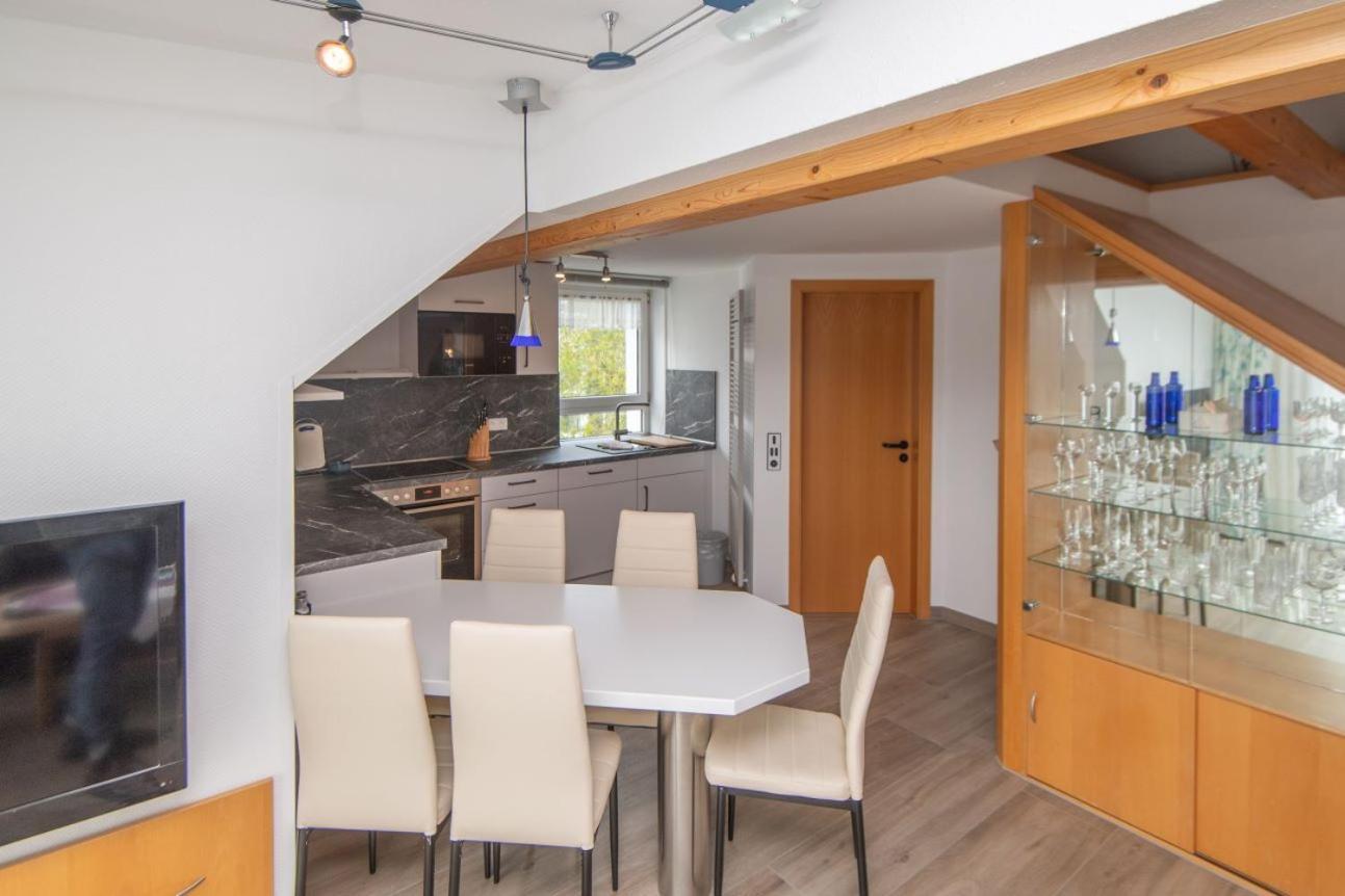 Haus Waterkant & Strandvilla Eils Hotel